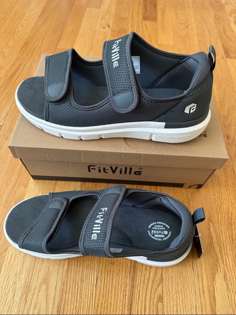 Fitville Men’s Gray Adjustable Sandals